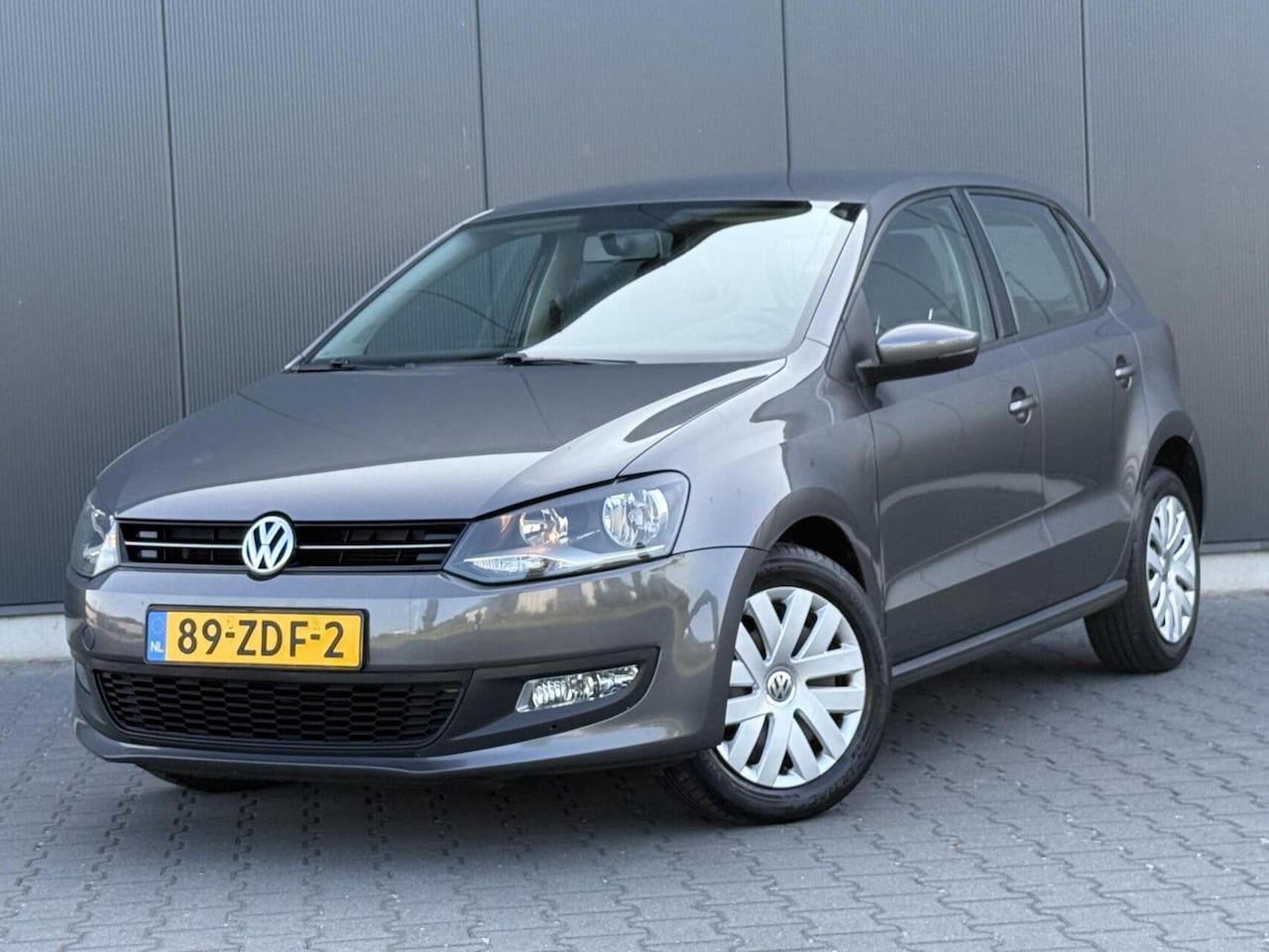 Volkswagen Polo - 1.2 TSI Comfortline Airco - Cruise - 5-Deurs - Elek Pakket - AutoWereld.nl