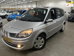 Renault Grand Scénic - 2.0-16V Business Line / AUTOMAAT / NAVI-MULTIEMEDIA / PANORAMADAK