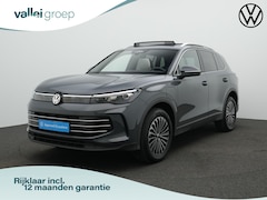 Volkswagen Tiguan - 1.5 eHybrid 204 pk DSG Elegance | Panoramadak | Trekhaak | 360 Camera | Adaptief onderstel