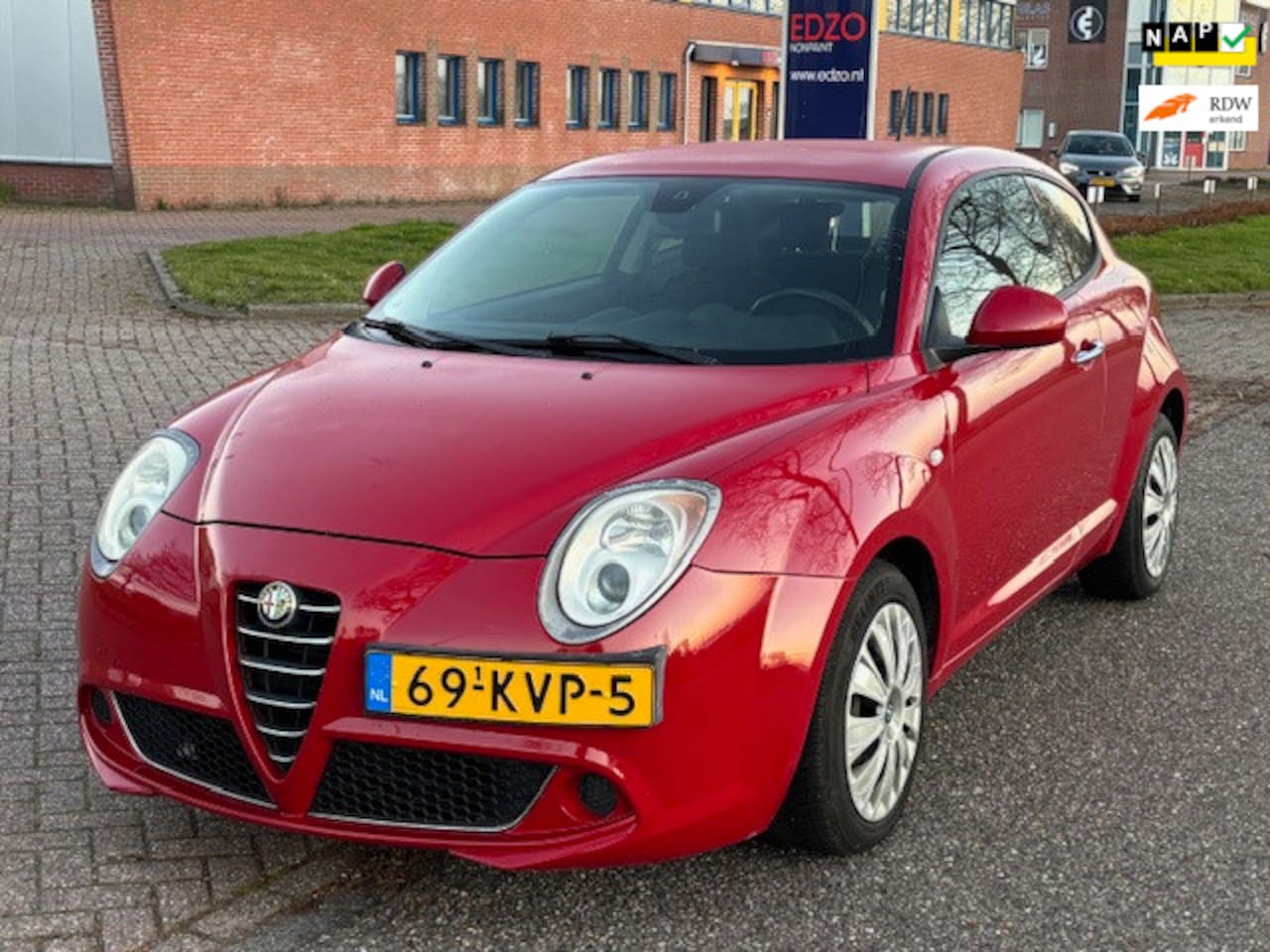 Alfa Romeo MiTo - 1.4 Progression 3-Drs Airco Electric pakket Audio-CD/MP3 TCS ESP Colorpakket EBD Dealerond - AutoWereld.nl