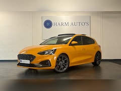Ford Focus - 2.3 EcoBoost ST-3 280pk Pano / Navi / LED / CAM / B&O / PDC