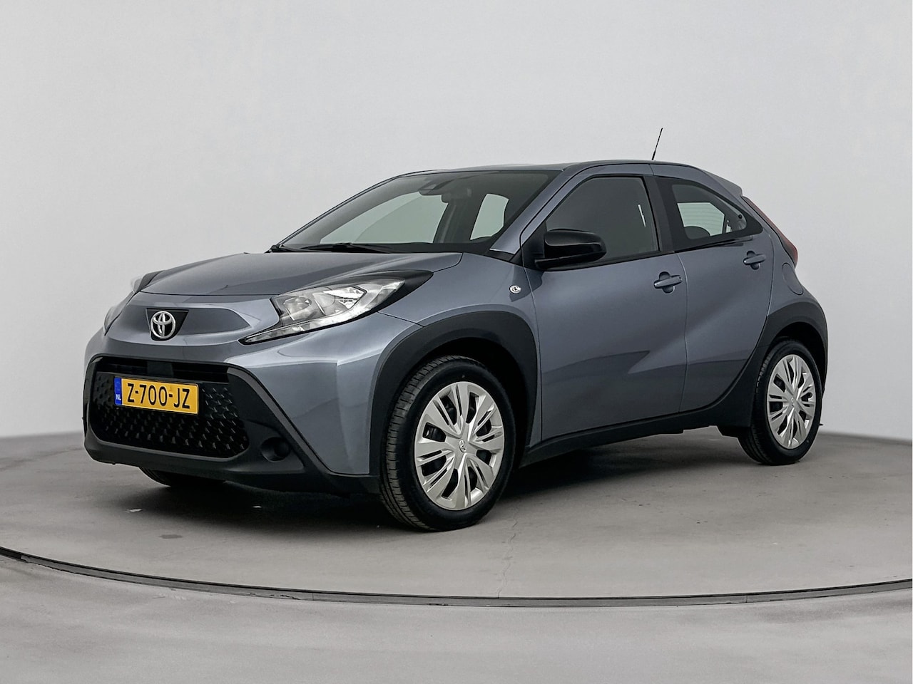 Toyota Aygo X - 1.0 VVT-i MT Play | NL-Auto | Dealeronderhouden | 1E Eig | - AutoWereld.nl