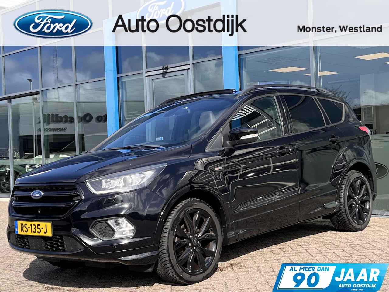 Ford Kuga - 1.5 EcoBoost ST Line 120PK Afn. Trekhaak Panodak Winterpack Cruise Camera Parkeersensoren - AutoWereld.nl