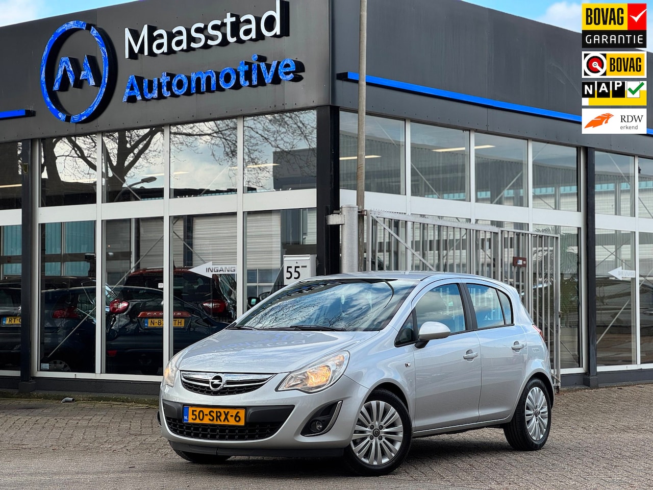 Opel Corsa - 1.2-16V Cosmo NAVI Cruise Airco 5drs Luxe uitvoering - AutoWereld.nl