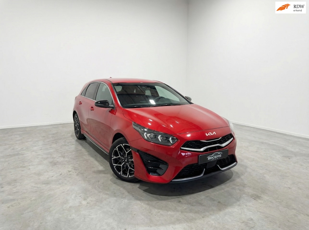 Kia Cee'd - Ceed 1.0 T-GDi GT-Line|VOL|CAMERA|CARPLAY|KEYLESS|START-STOP|INRUIL & LEASE MOGELIJK - AutoWereld.nl