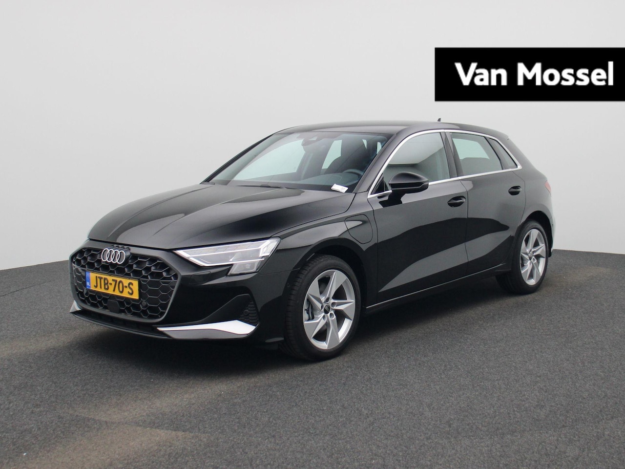 Audi A3 Sportback - 40 TFSI e S edition l Demo l Cruise control l Airco l Navigatie l Stoelverwarming l Elektr - AutoWereld.nl