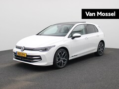 Volkswagen Golf - 1.5 eHybrid Style Edition | Automaat | Navigatie | Draadloze Apple carplay | Adaptive crui