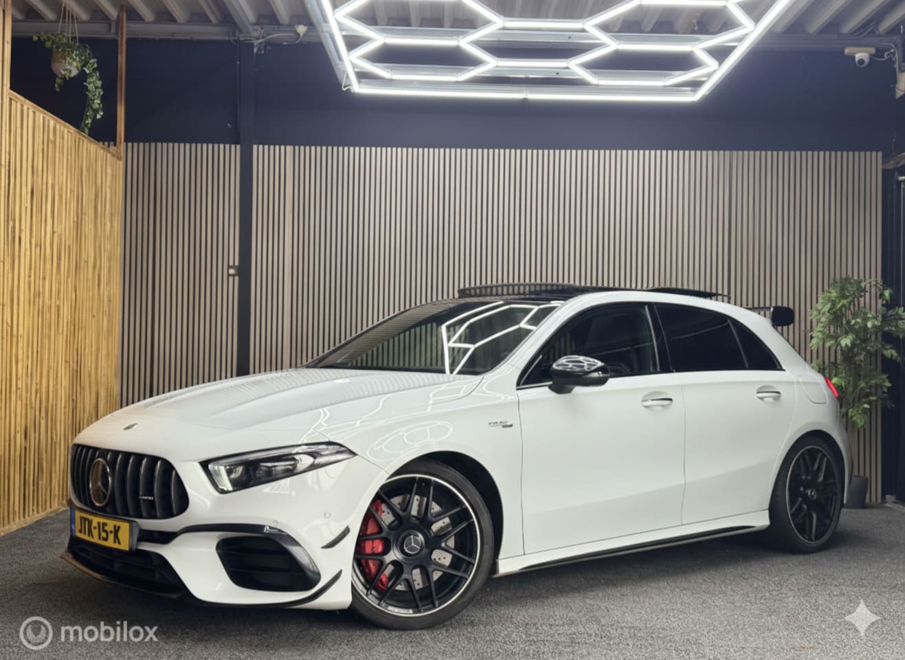 Mercedes-Benz A-klasse - AMG 45 S 4MATIC+ Premium Plus - AutoWereld.nl