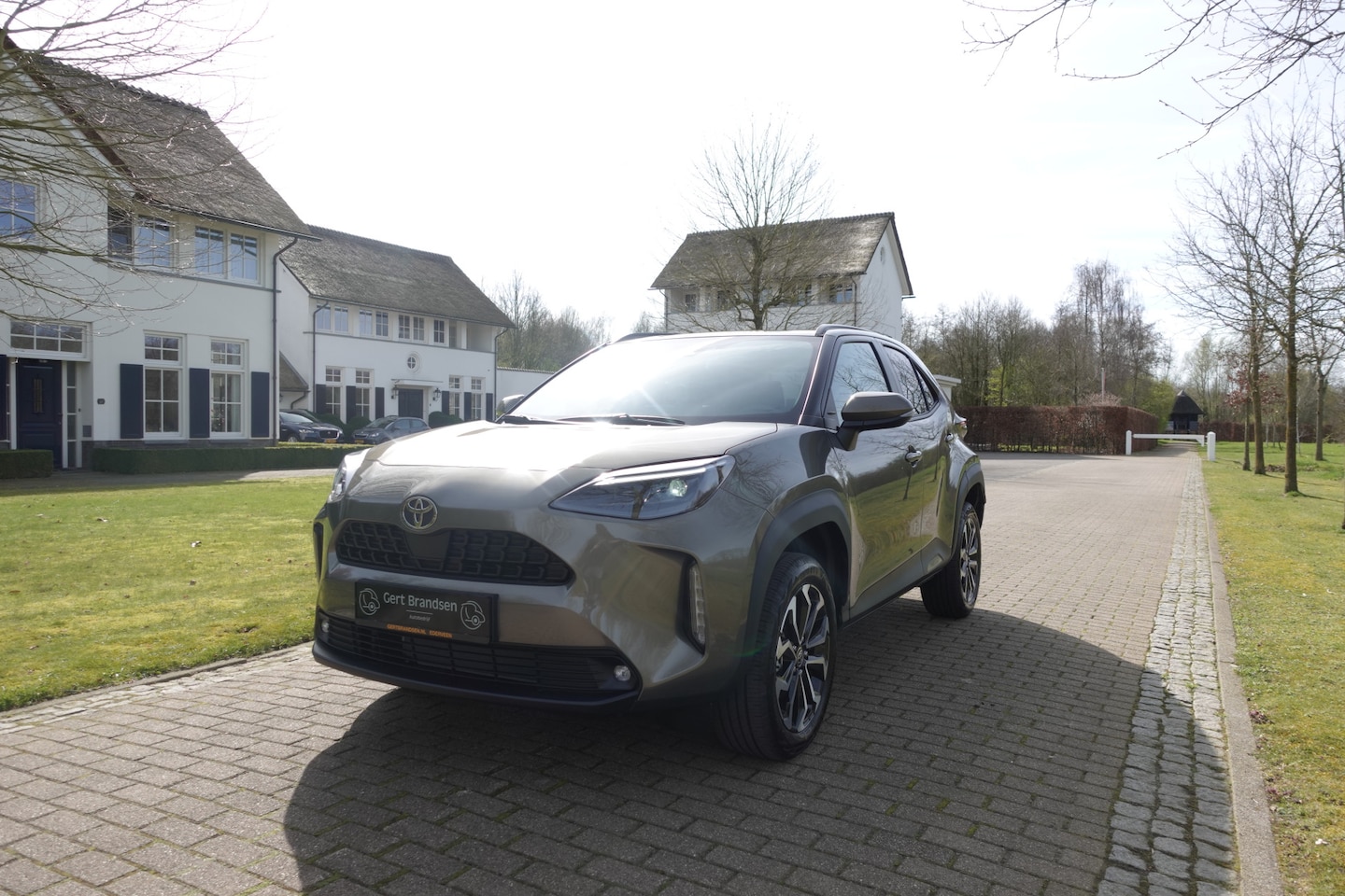 Toyota Yaris Cross - 1.5 Hybrid 115 Business Plus | Camera | Stoelverwarming | Stuurwielverwarming | ACC | CarP - AutoWereld.nl