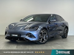 BYD Seal - Design RWD 82.5 kWh Panoramadak | 1e eigenaar | Camera | Tahitian Blue interieur
