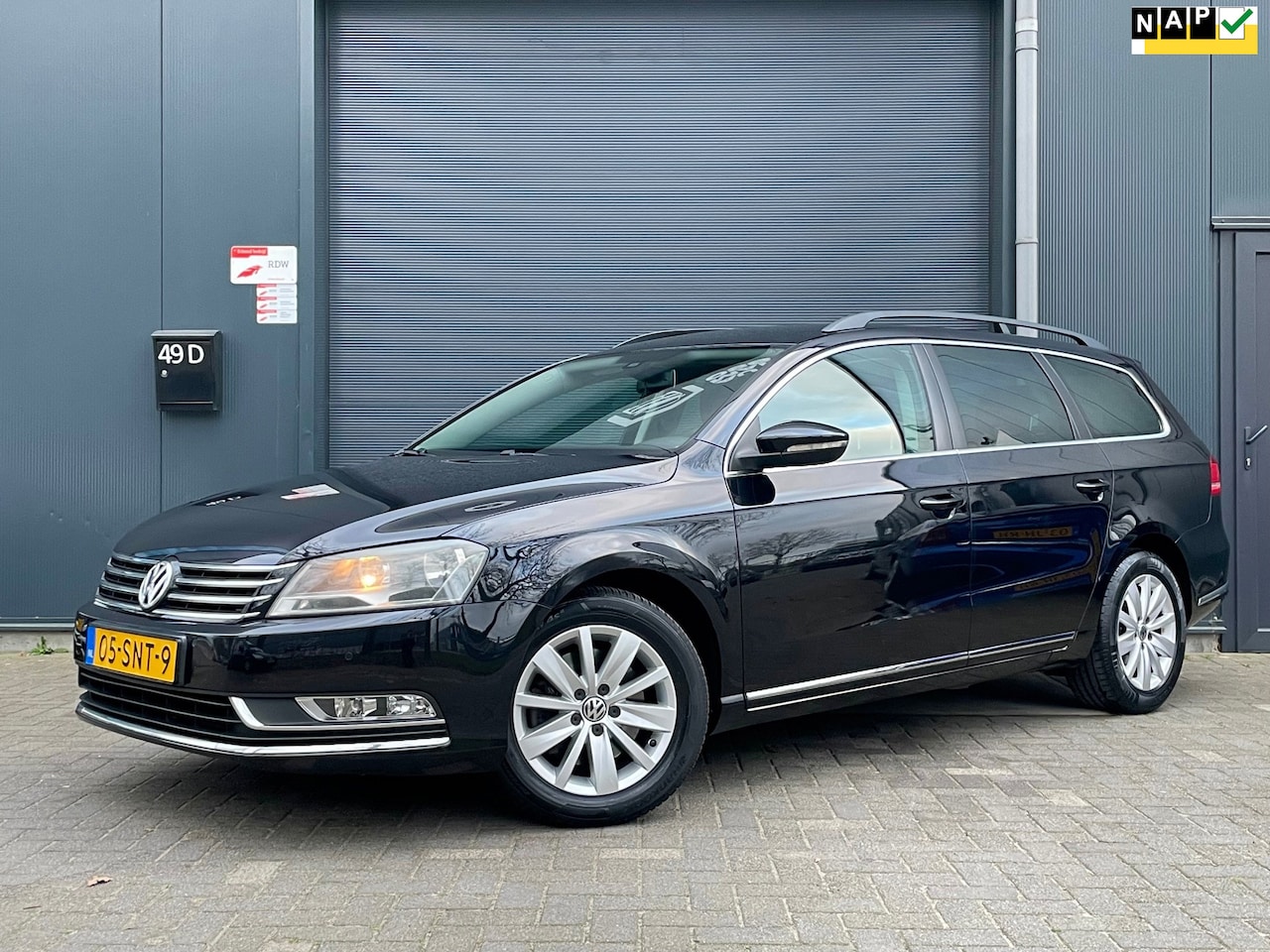 Volkswagen Passat Variant - 1.4 TSI Comfortline BlueMotion AUTOMAAT NAP CLIMA CRUISE NAVI MF STUUR LM VELGEN PDC - AutoWereld.nl