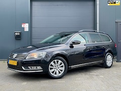 Volkswagen Passat Variant - 1.4 TSI Comfortline BlueMotion AUTOMAAT NAP CLIMA CRUISE NAVI MF STUUR LM VELGEN PDC