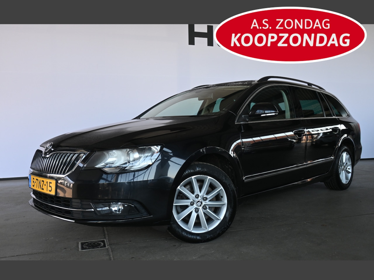 Skoda Superb Combi - 1.8 TSI Ambition Automaat Clima Navigatie Cruise Control Trekhaak Inruil Mogelijk! - AutoWereld.nl