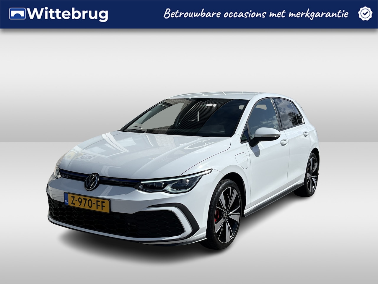 Volkswagen Golf - 1.4 eHybrid GTE / AUTOMAAT/ PARKEER SENSOREN V+A/ ACC/ APP-CONNECT/ RIJ-MODI/ DIGITAL DASH - AutoWereld.nl
