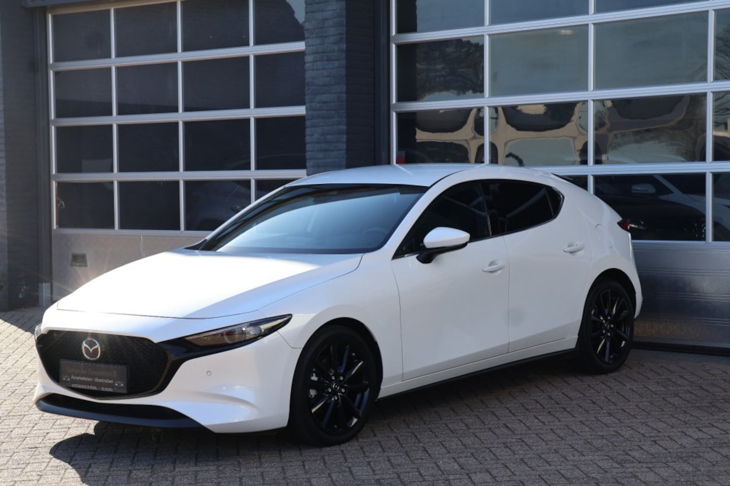 Mazda 3 - 2.0 e SkyActiv-X -180 mild hybrid,, leder, automaat, BOSE - AutoWereld.nl