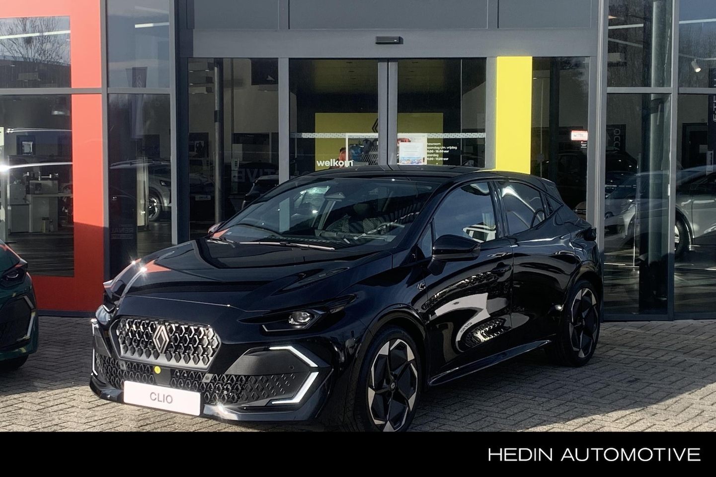 Renault Clio - 1.8 Hybrid 160 techno | MC2064 | Stoelverwarming | 360 camera | 18inch LMV | Navigatie Goo - AutoWereld.nl