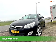 Opel Astra - 1.4 Turbo 5Drs Navi Scherm Airco Cruise Control Velgen