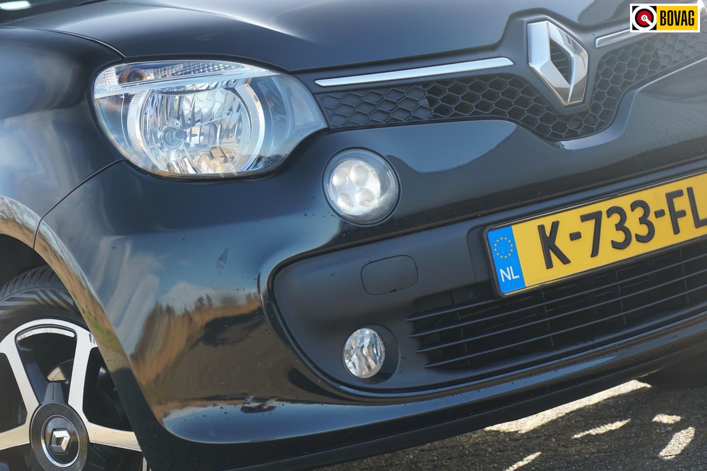 Renault Twingo - 0.9 TCe 90pk Intens - Noir Etoile - Bleutooth/Cruise/All Season - AutoWereld.nl