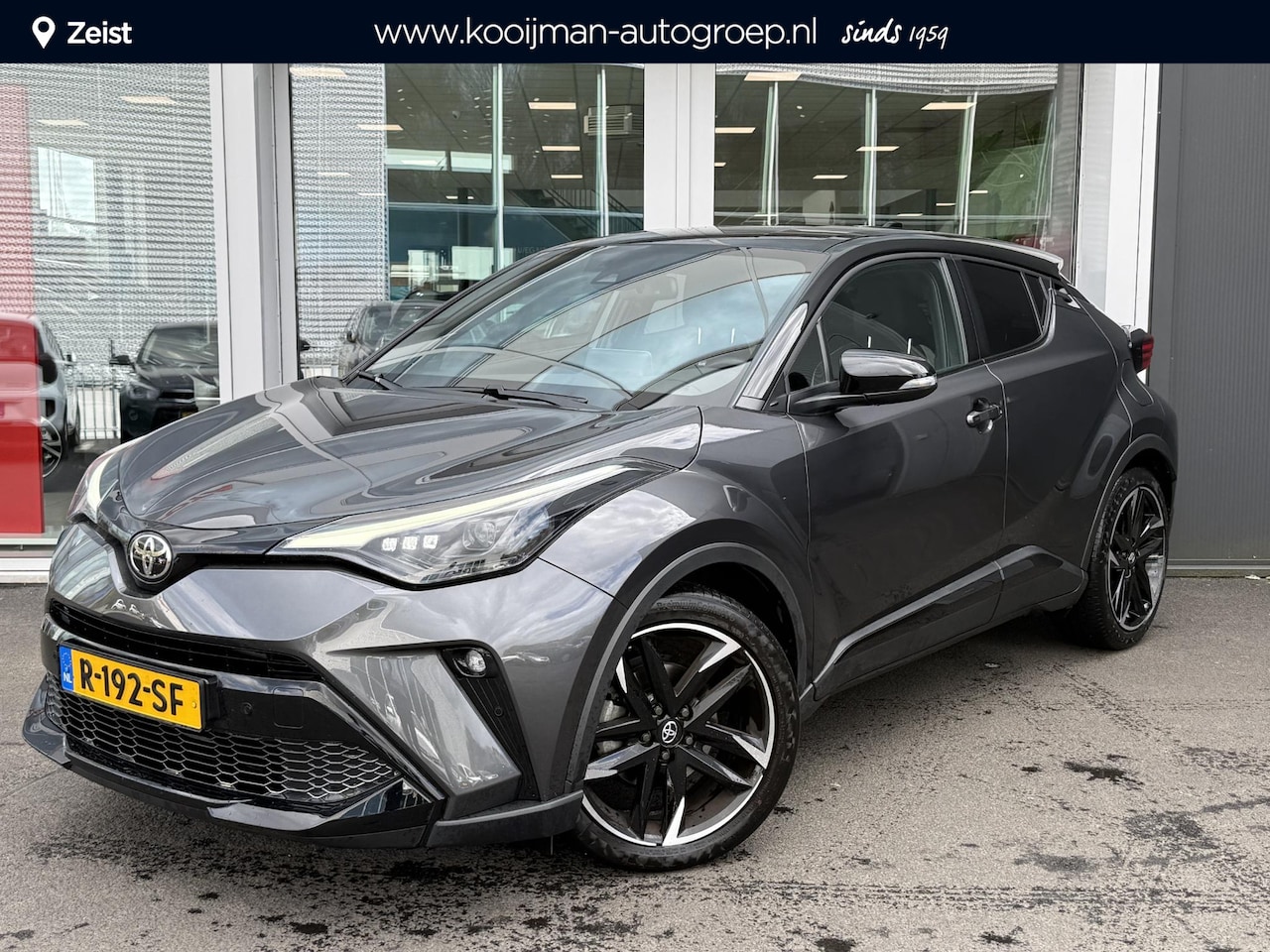 Toyota C-HR - 2.0 Hybrid GR-Sport Uniek! NL Auto! | 19 inch | Alcantara bekleding | Blind spot | JBL Pre - AutoWereld.nl