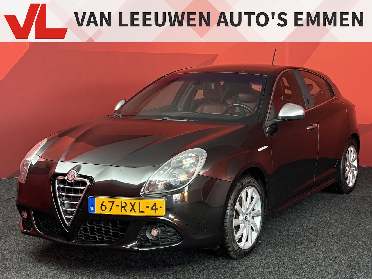 Alfa Romeo Giulietta - 2.0 JTDm Distinctive | Leder | Clima | Apk 30-09-2026 - AutoWereld.nl