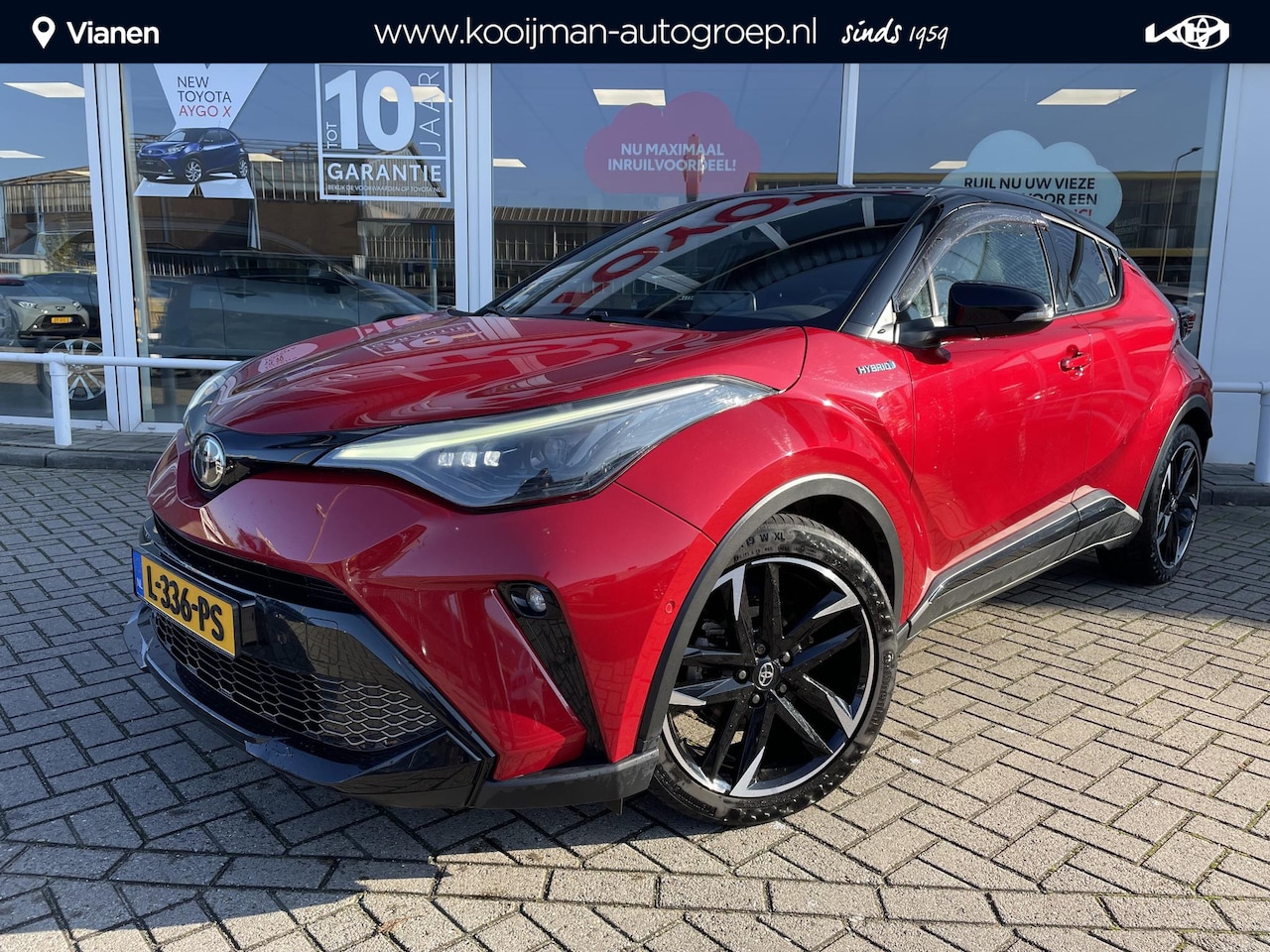 Toyota C-HR - 1.8 Hybrid GR-Sport 1e eigenaar, Nieuwstaat, Trekhaak, 1e eigenaar, hele nette auto! Deale - AutoWereld.nl