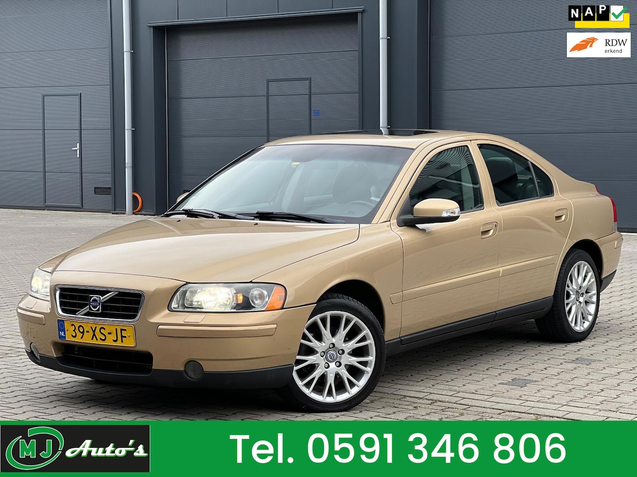 Volvo S60 - 2.4 DRIVERS EDITION + SCHUIFDAK + LEDER + LMV - AutoWereld.nl