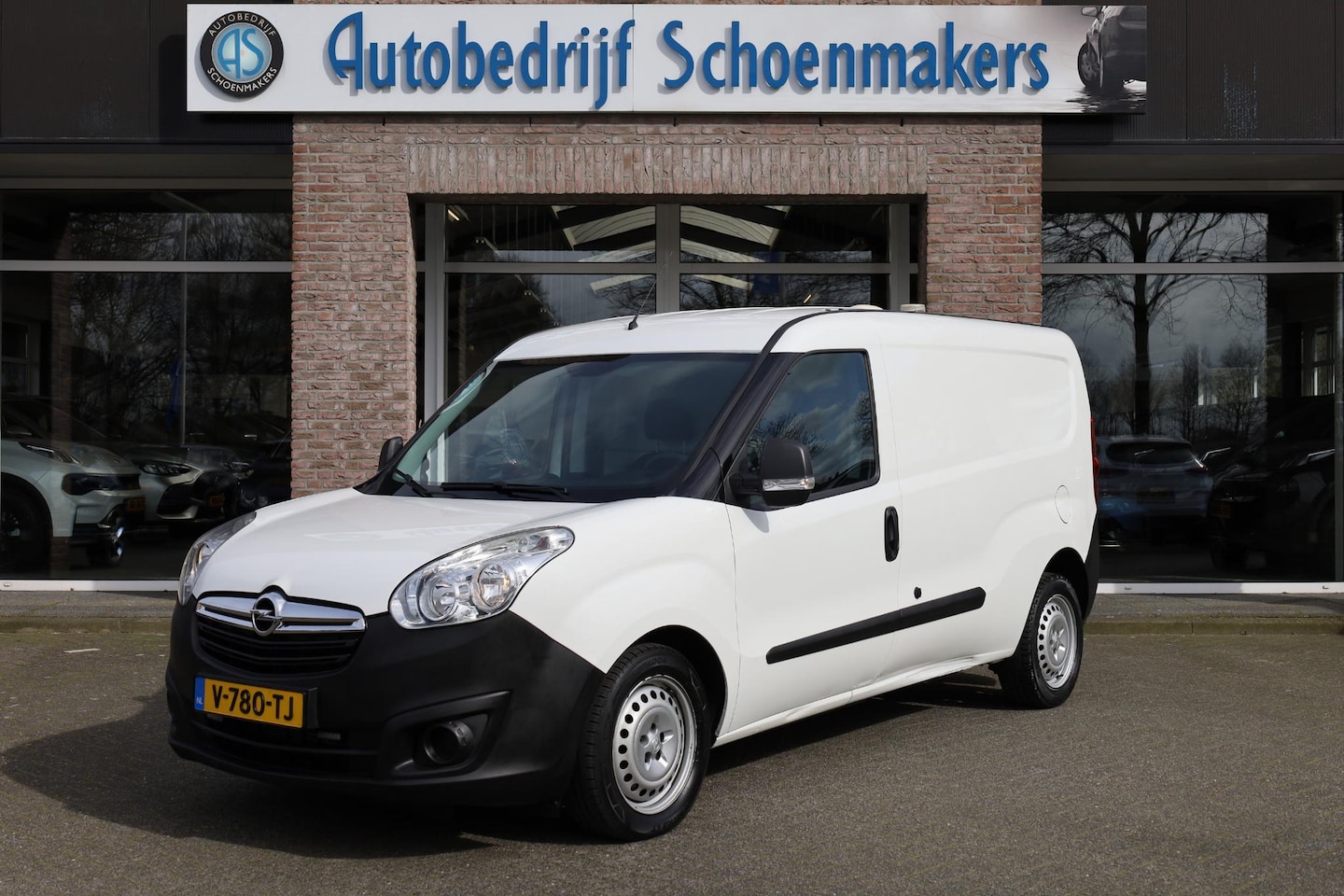 Opel Combo - 1.6 CDTi L2H1 Edition TREKHAAK AIRCO SCHUIFDEUR CRUISE VOICE ELEC.SPIEGELS PDC NAP - AutoWereld.nl