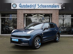 Lynk & Co 01 - 1.5 MY23 ZWARTE-HEMEL ROLHOES MY23 360-CAMERA PANO/SCHUIF INFINITY DAB NAVI CARPLAY STOELV