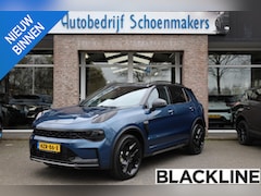 Lynk & Co 01 - 1.5 6.6Kwh BLACKLINE+SMOKE STUURVERWARMING ZWARTE-HEMEL ROLHOES MY23 360-CAMERA PANO/SCHUI