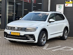 Volkswagen Tiguan Allspace - 1.5 TSI Highline Business R/1STE EIG/PANO-DAK/CAMERA/DELERONDERHOUDEN