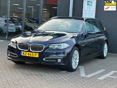 BMW 5-serie Touring - 520i Luxury Edition/2E EIG/CAMERA/PANO-DAK/LEDER/NVAI/NETTE STAAT