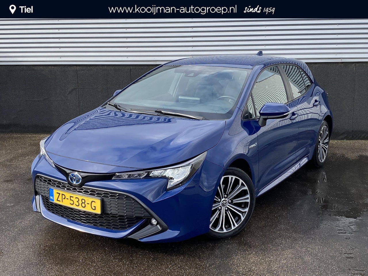 Toyota Corolla - 1.8 Hybrid First Edition Trekhaak, navigatie, Volledig dealeronderhouden, adaptieve cruise - AutoWereld.nl