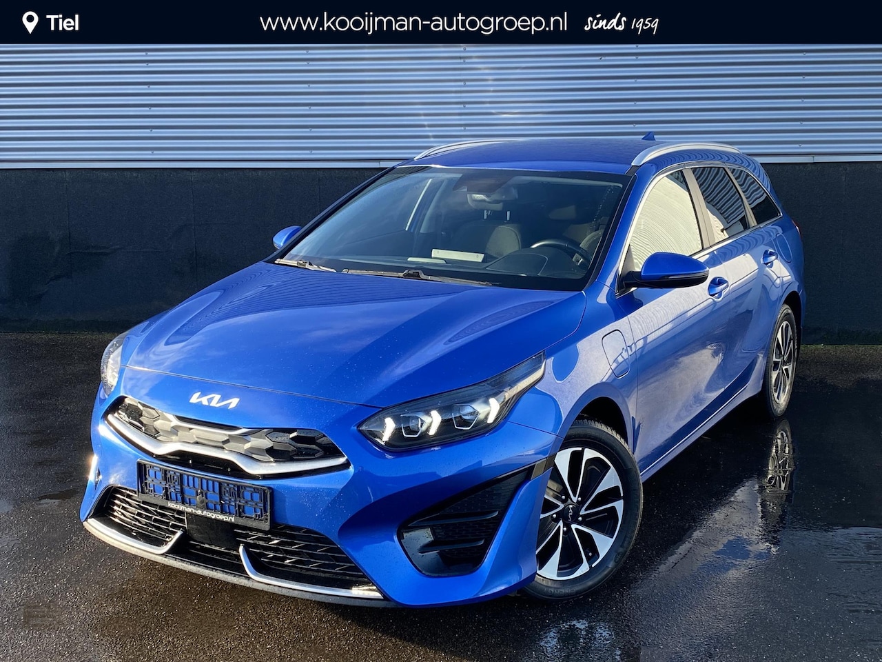 Kia Cee'd Sportswagon - Ceed 1.6 GDI PHEV DynamicPlusLine Edition Boekjes compleet, dealer onderhouden, stoel- & s - AutoWereld.nl