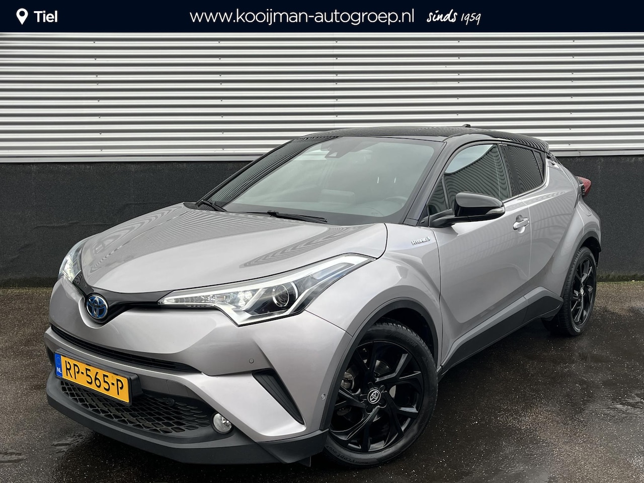 Toyota C-HR - 1.8 Hybrid First Edition Automaat Zeer mooie in Nederland geleverde C-HR incl: Trekhaak, L - AutoWereld.nl