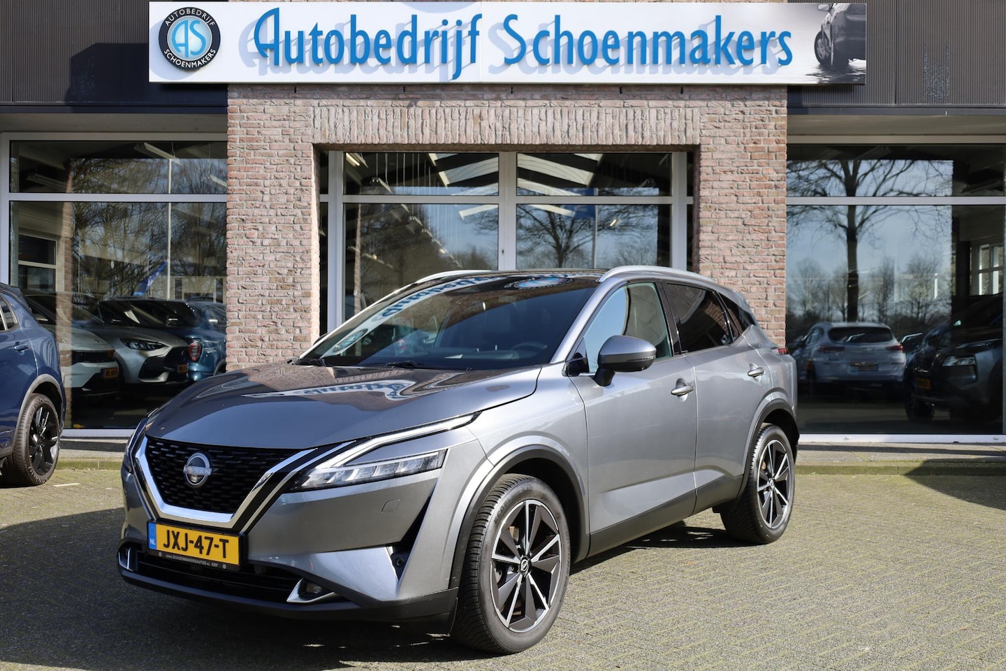 Nissan Qashqai - 1.3 MHEV Xtronic Tekna Plus PANO HUD MASSAGE MEMORY CARPLAY 360-CAM LEER STOEL/STUUR/RUITV - AutoWereld.nl