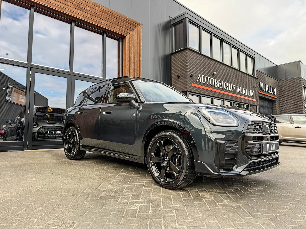 MINI Countryman - Mini 1.5 C John Cooper Works L aut Legend Grey/Pano/Hk/Camera/btw - AutoWereld.nl