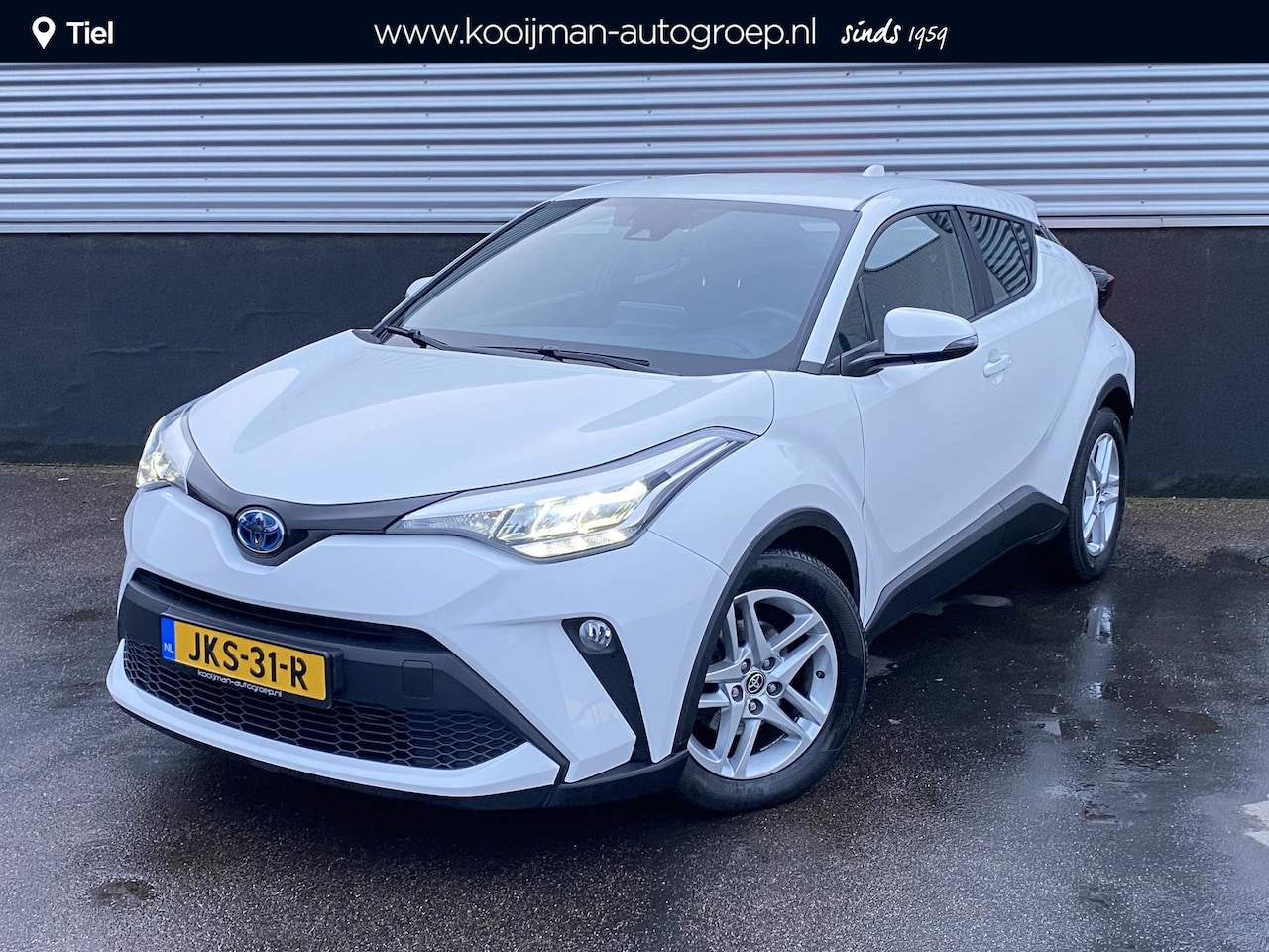 Toyota C-HR - 1.8 Hybrid Active Apple CarPlay/Android Auto Navigatie, achteruitrij camera, keyless, adap - AutoWereld.nl