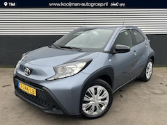 Toyota Aygo X - 1.0 VVT-i MT Play Navigatie Apple CarPlay/Android Auto, achteruitrij camera, adaptieve cru