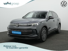 Volkswagen Tiguan - 1.5 eTSI 150 pk DSG Life Goal Edition | Trekhaak | 360 Camera | IQ Light | Stuur-/stoelver
