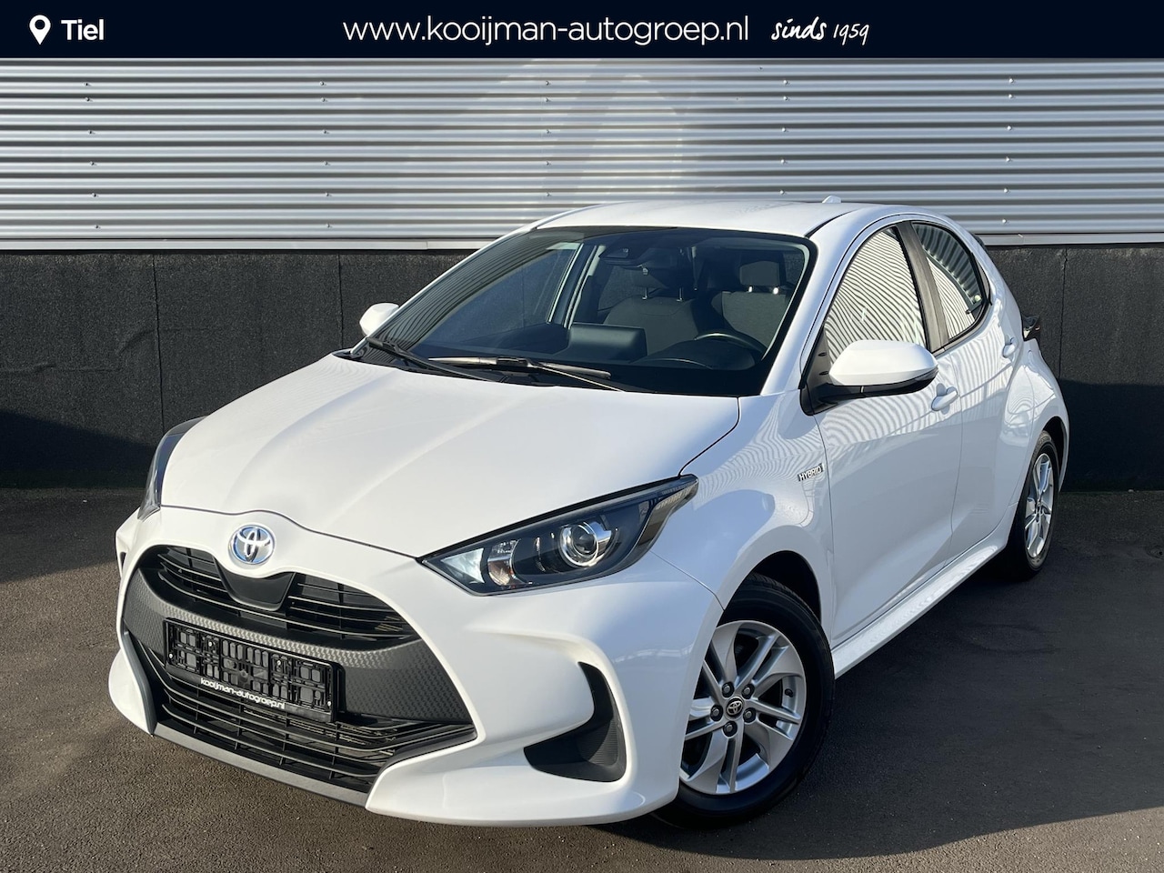 Toyota Yaris - 1.5 Hybrid Business Plus Apple Carplay en/of Android auto navigatie, Stoelverwarming, Adap - AutoWereld.nl