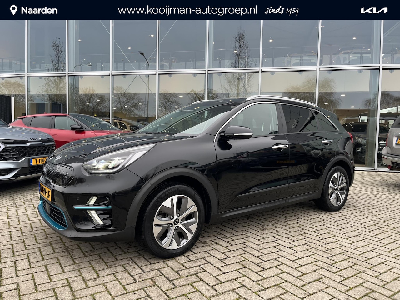 Kia e-Niro - ExecutiveLine 64 kWh stoel/stuur verwarming | Lederen bekleding | JBL Audio | Keyless star - AutoWereld.nl