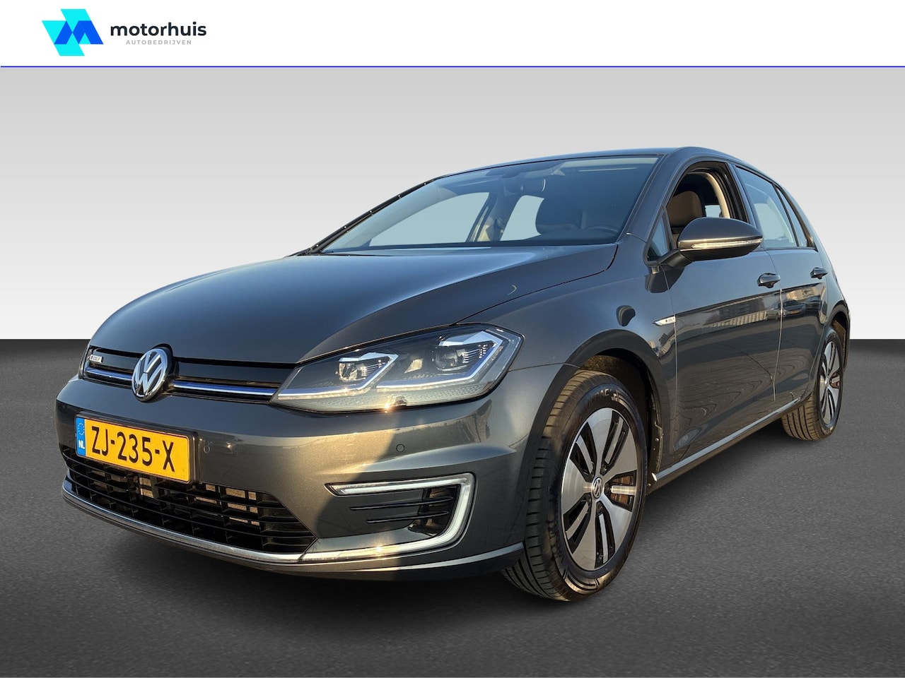 Volkswagen e-Golf - Vii elektromotor 136pk 5D Automaat AUTOMATIC - AutoWereld.nl