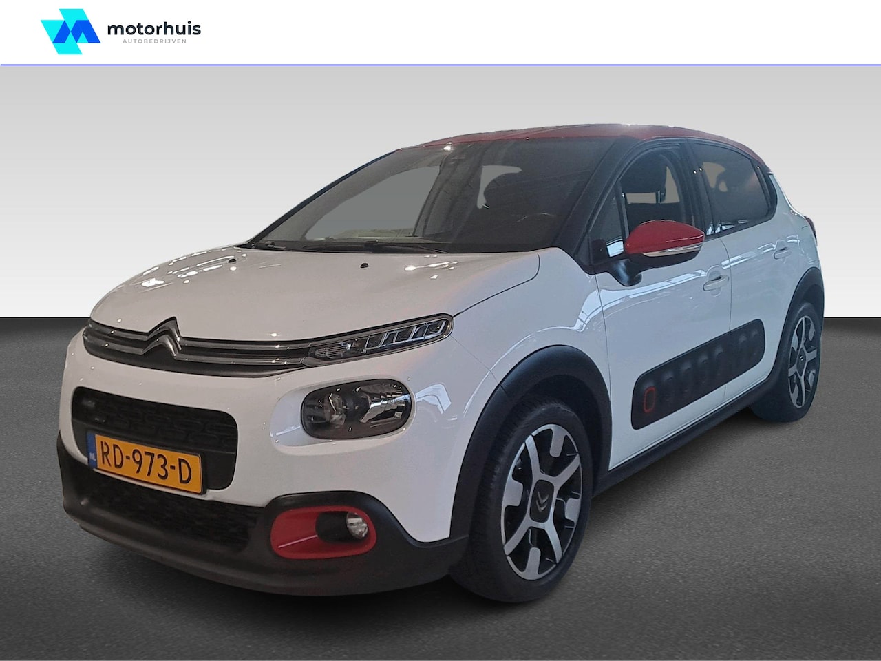 Citroën C3 - 1.2 PureTech Shine | Bluetooth telefoonvoorbereiding | Cruise control | Radio - AutoWereld.nl