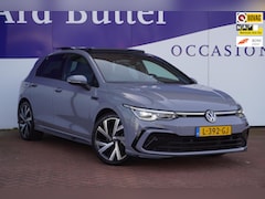 Volkswagen Golf - 1.5 TSI 3X R-Line / Pano-Dak / IQ-Light / 1EIG / BLIS / Alcantara / ORIG-NL / = DEALER OND