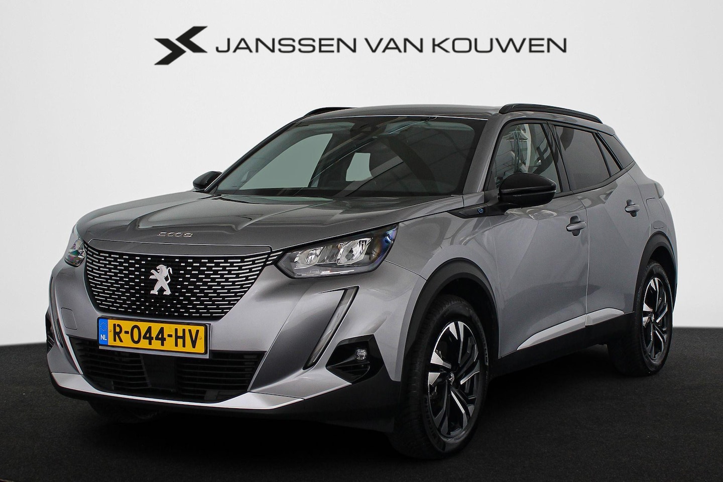 Peugeot e-2008 - EV Allure Pack 50 kWh Stoelverwarming Airco Camera Carplay - AutoWereld.nl