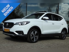 MG ZS - EV LUXURY 45KWH | PANO | ADAPT. CRUISE | CARPLAY | CAMERA | TREKHAAK | LED | LEDER
