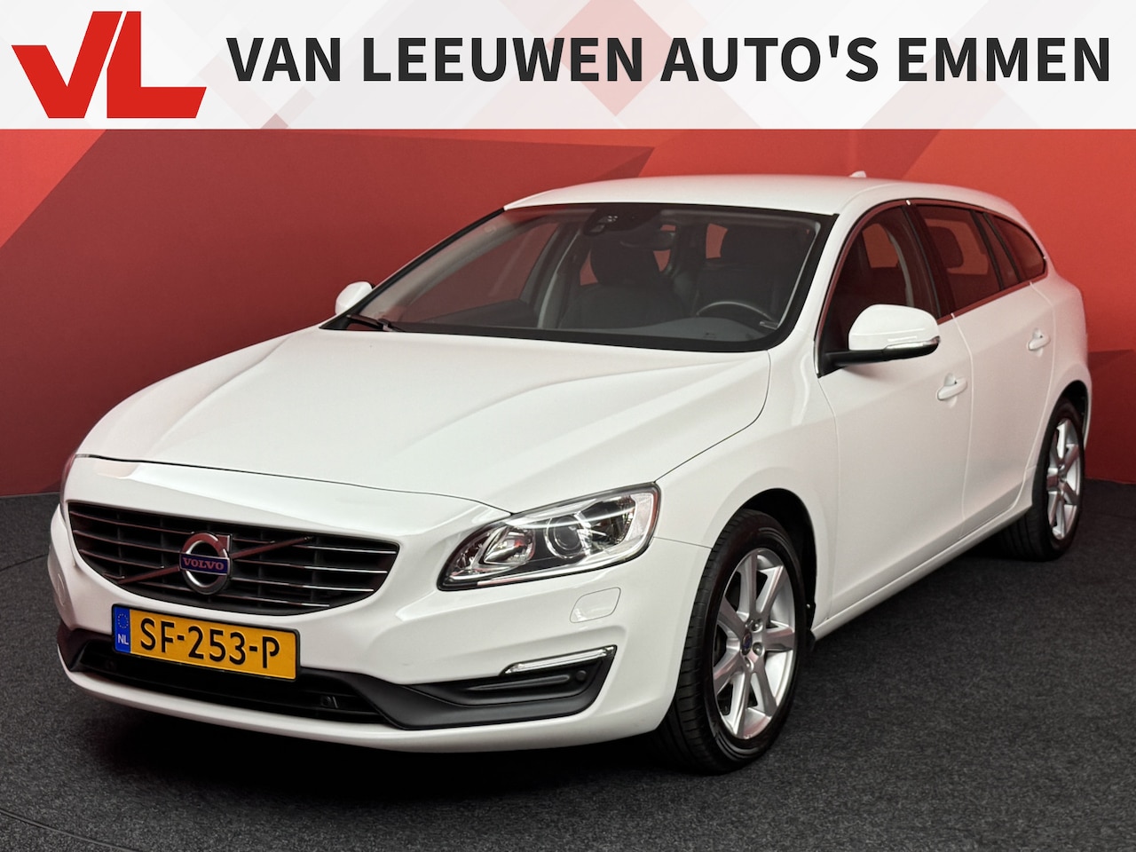 Volvo V60 - 1.5 T3 Polar+ | APK 29-12-2026 | Automaat | Stoelverwarming | Navi - AutoWereld.nl