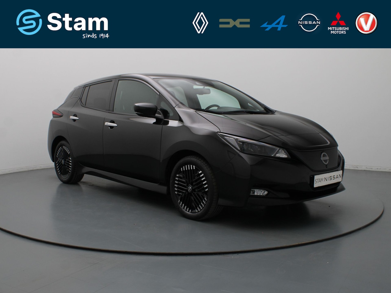 Nissan LEAF - N-Connecta 39 kWh 360° Camera | Adapt. Cruise | Parkeersens. v+a | Stoel-/stuurverw. - AutoWereld.nl