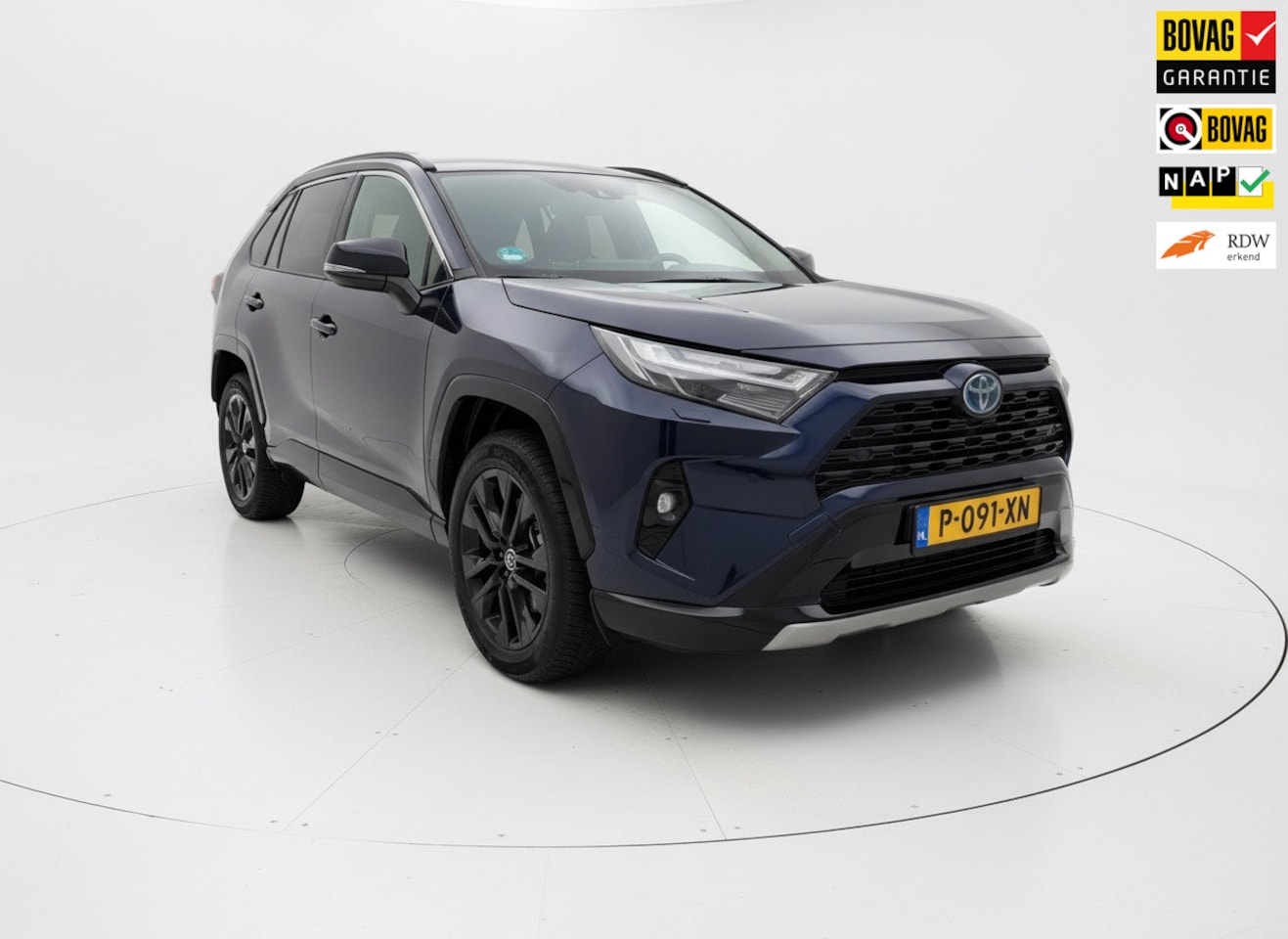 Toyota RAV4 - 2.5 Hybrid Bi-Tone|ACC|Stoelverwarming|Camera - AutoWereld.nl