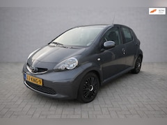 Toyota Aygo - 1.0-12V Comfort, nieuwe koppeling, hele nette Aygo